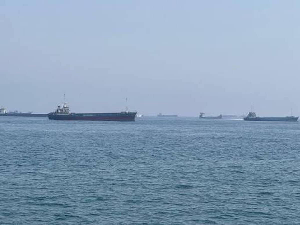 UKMTO: Suudi Arabistan açıklarında bir gemi vuruldu UKMTO: Suudi Arabistan açıklarında bir gemi vuruldu