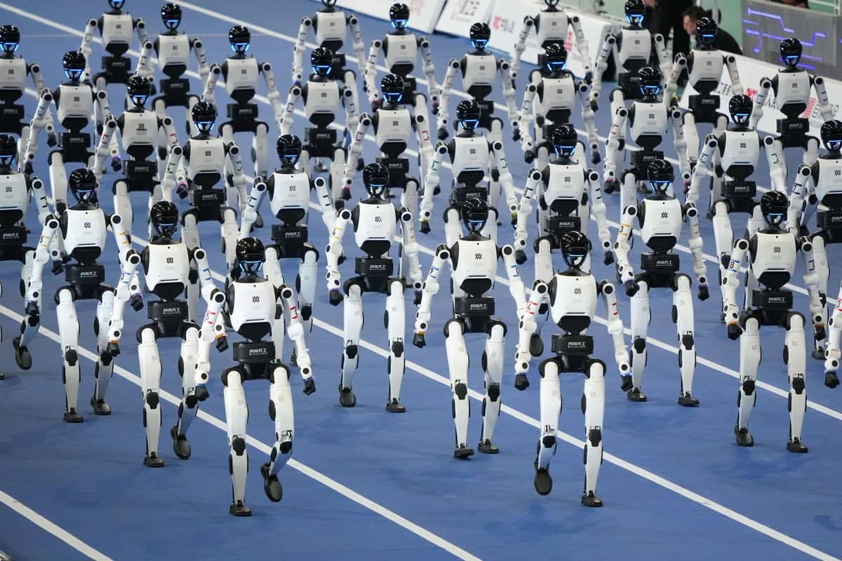 Çin'den insansı robotlar için en az 100 temel standart önerisi Çin'den insansı robotlar için en az 100 temel standart önerisi