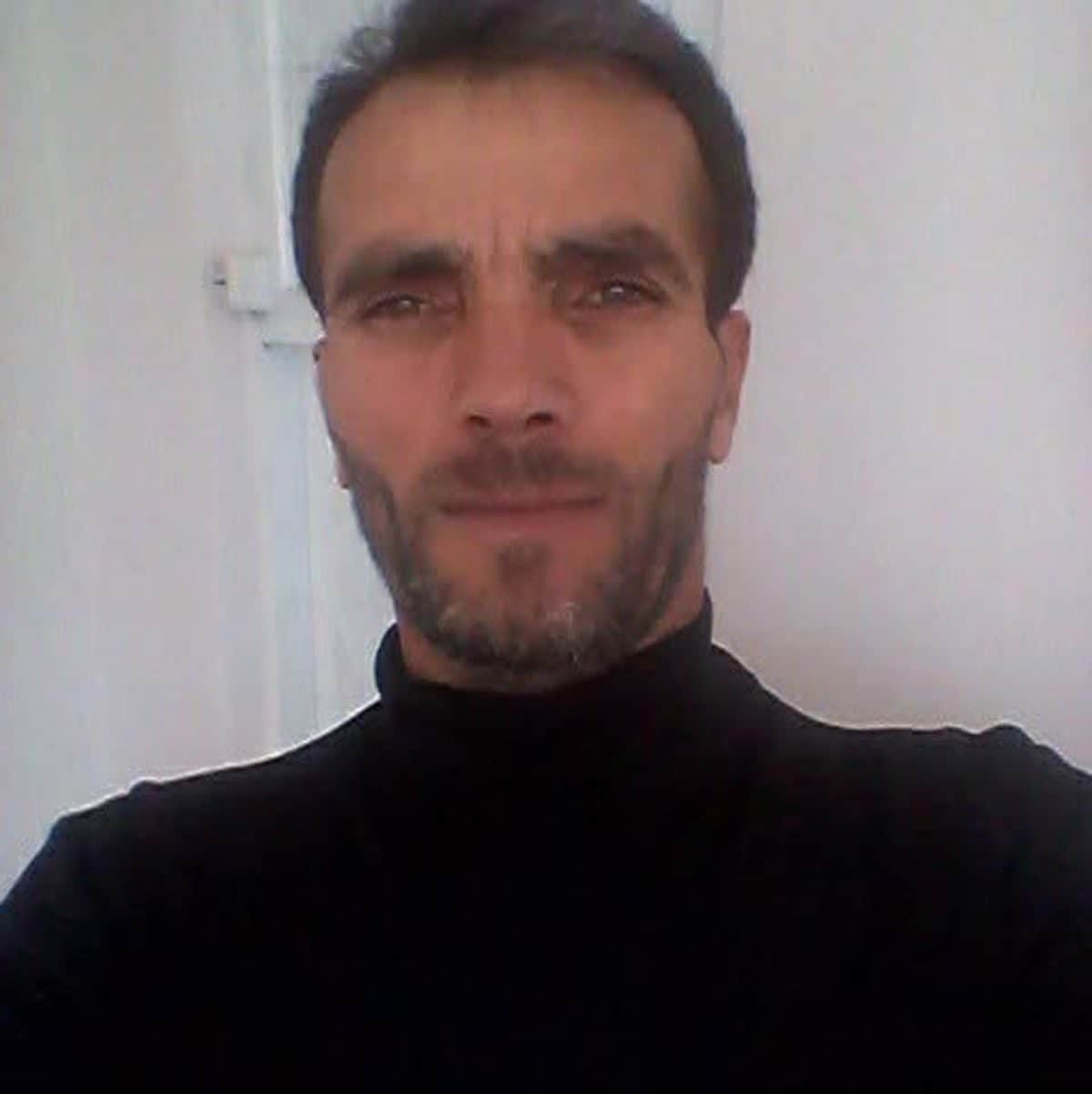 Annesine mesaj atan kişiyi demir çubukla döverek öldürdü Annesine mesaj atan kişiyi demir çubukla döverek öldürdü