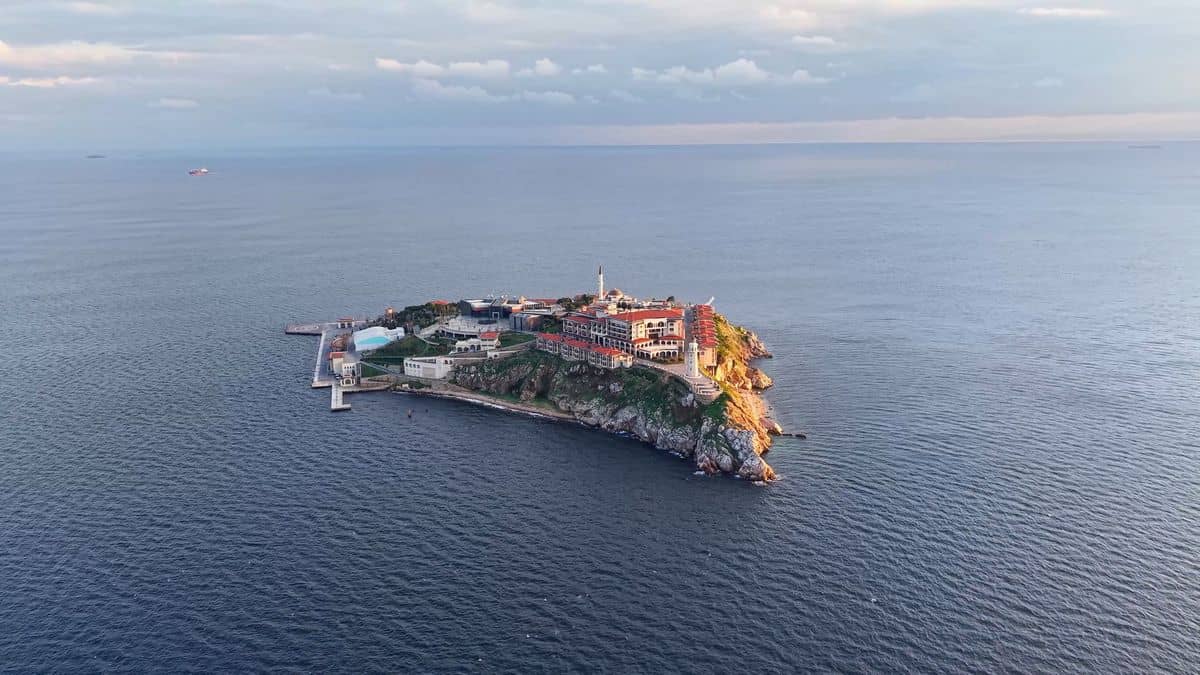 Demokrasi ve Özgürlükler Adası’nda COP31 öncesi 'NEXTGENCOP 30.5' düzenlenecek Demokrasi ve Özgürlükler Adası’nda COP31 öncesi 'NEXTGENCOP 30.5' düzenlenecek