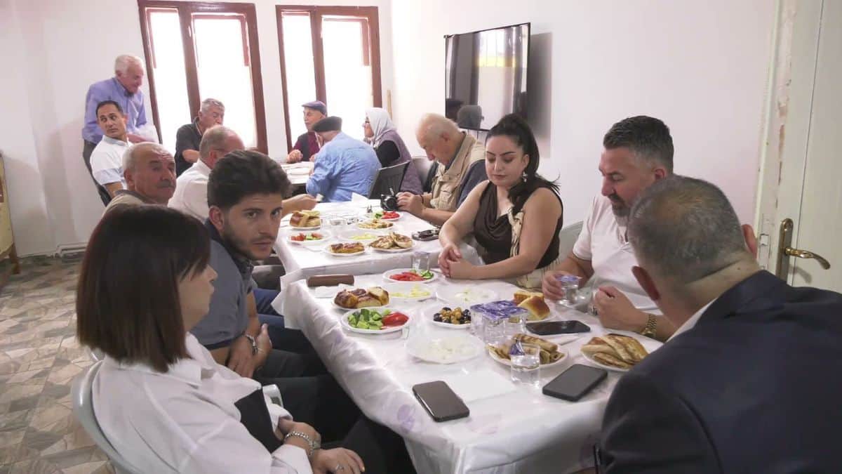 CHP Ankara İl Başkanı'ndan 'paralel yapı' suçlaması CHP Ankara İl Başkanı'ndan 'paralel yapı' suçlaması