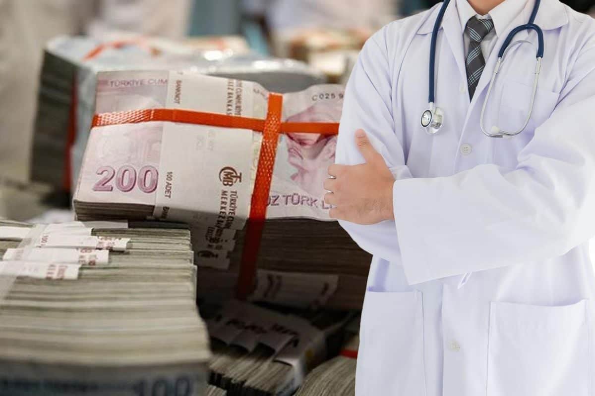 Tutuklanan devlet hastanesi doktorunun hesabından çıkan paraya bakın Tutuklanan devlet hastanesi doktorunun hesabından çıkan paraya bakın
