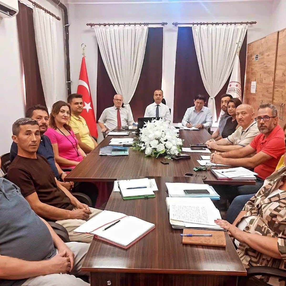 Yenipazar'da 2026-2027 Eğitim Yılı Hazırlık Toplantısı Yapıldı Yenipazar'da 2026-2027 Eğitim Yılı Hazırlık Toplantısı Yapıldı