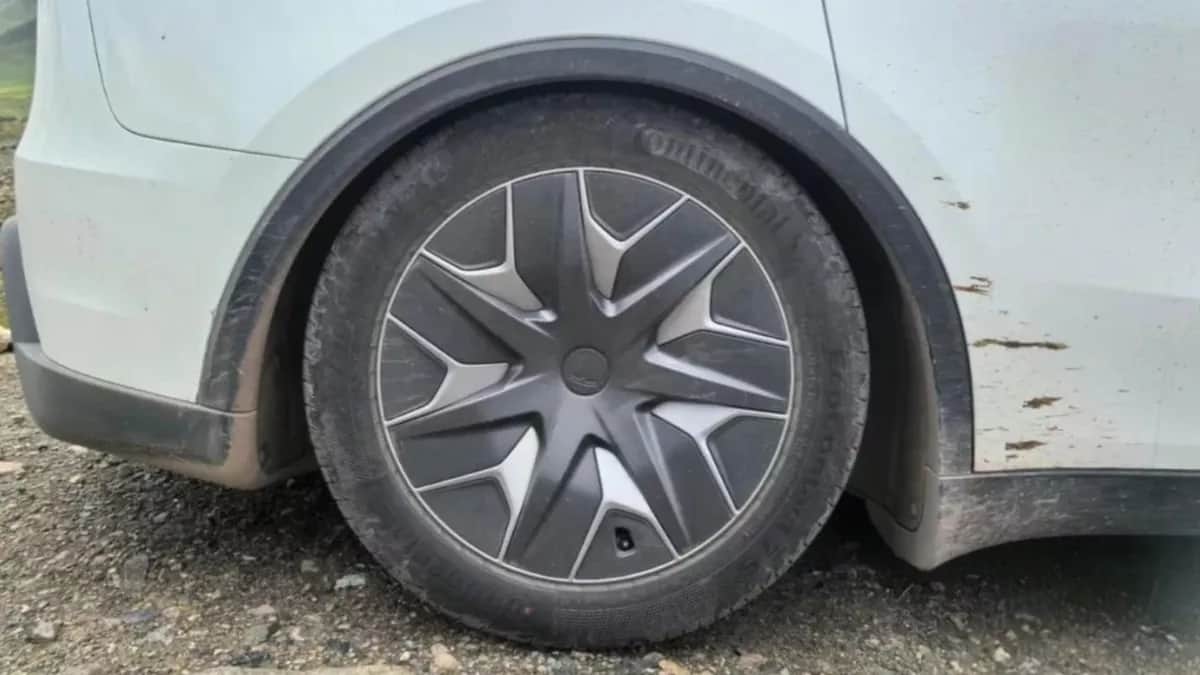 Tesla Model Y L’de Arka Süspansiyon Sorunu: Sahipler Şikayetçi Tesla Model Y L’de Arka Süspansiyon Sorunu: Sahipler Şikayetçi