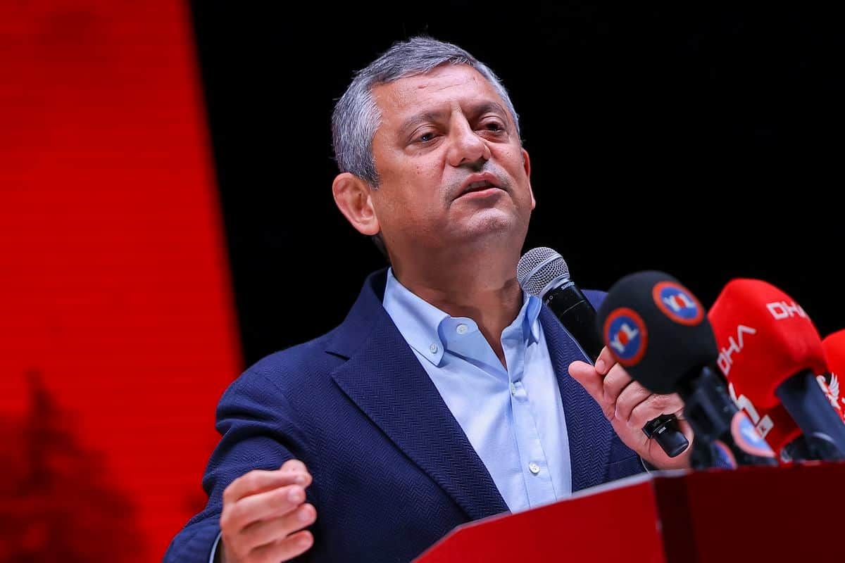 Özgür Özel: Sivas Kongresi milletin iradesini dünyaya ilan etti Özgür Özel: Sivas Kongresi milletin iradesini dünyaya ilan etti