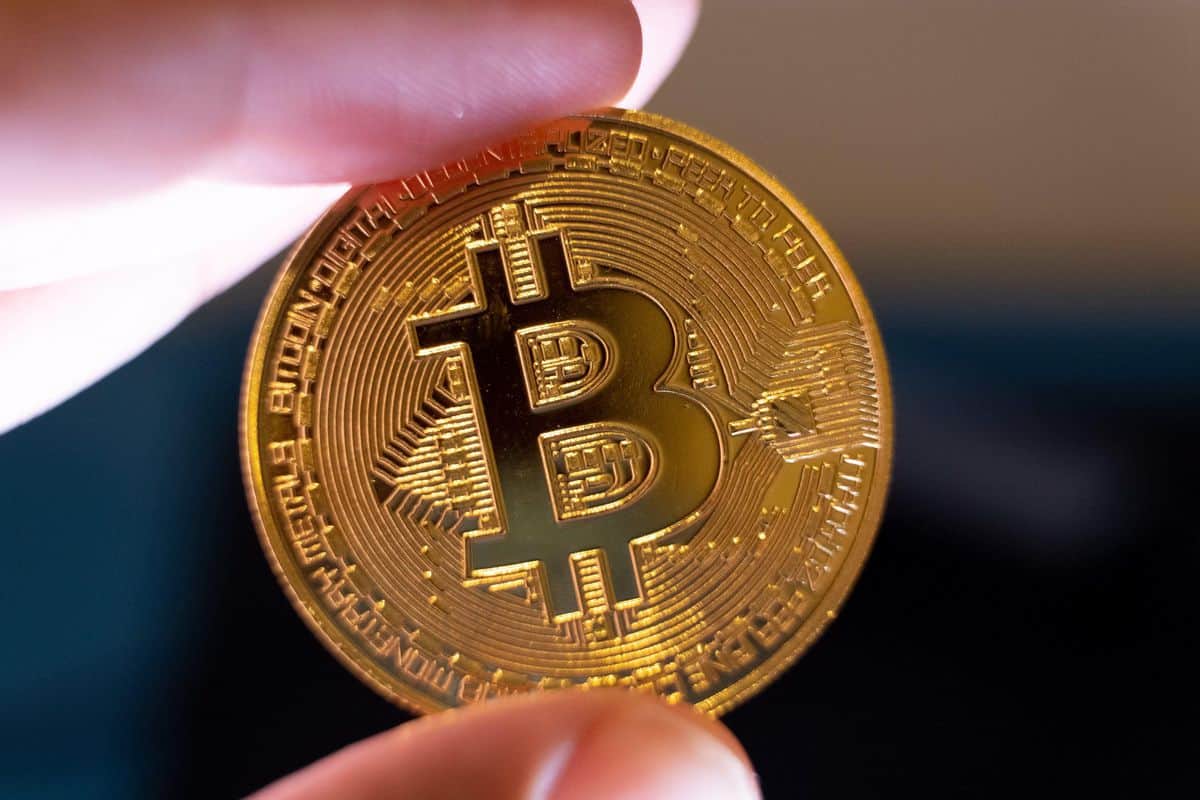Bitcoin'de iki ayrı grafik tek cevap verdi Bitcoin'de iki ayrı grafik tek cevap verdi