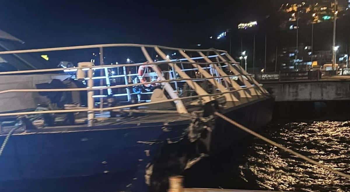İDO Deniz Otobüsü Mudanya'da İskeleye Çarptı: Yolcular Panik Yaşadı İDO Deniz Otobüsü Mudanya'da İskeleye Çarptı: Yolcular Panik Yaşadı