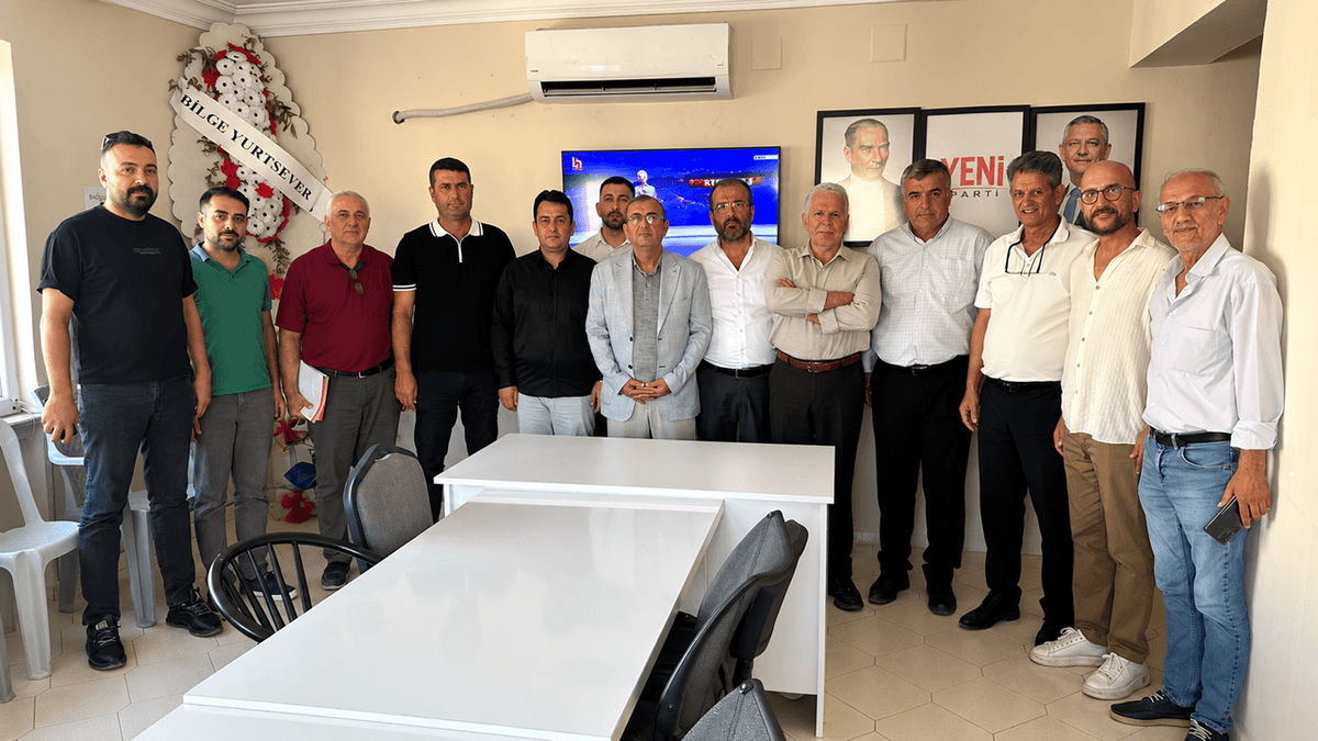 YENİ Parti’de 11 ilçe başkanı mevcut İl Başkanı Ateş’i destekleme kararı aldı. YENİ Parti’de 11 ilçe başkanı mevcut İl Başkanı Ateş’i destekleme kararı aldı.