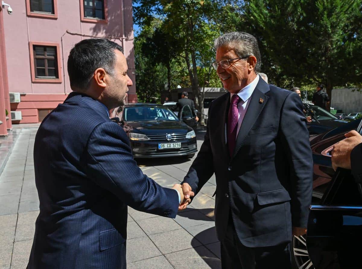 Adalet Bakanı Akın Gürlek, KKTC Başbakanı Ünal Üstel ile bir araya geldi Adalet Bakanı Akın Gürlek, KKTC Başbakanı Ünal Üstel ile bir araya geldi