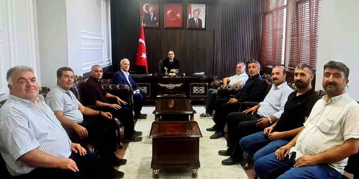 Altun’dan, Kaymakam Ceylan’a hayırlı olsun ziyareti Altun’dan, Kaymakam Ceylan’a hayırlı olsun ziyareti