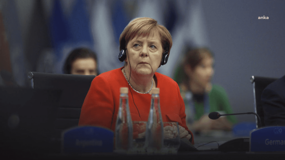 Eski Almanya Başbakanı Merkel, AfD'nin Saksonya-Anhalt seçimindeki zaferini "şok edici" olarak nitelendirdi Eski Almanya Başbakanı Merkel, AfD'nin Saksonya-Anhalt seçimindeki zaferini "şok edici" olarak nitelendirdi