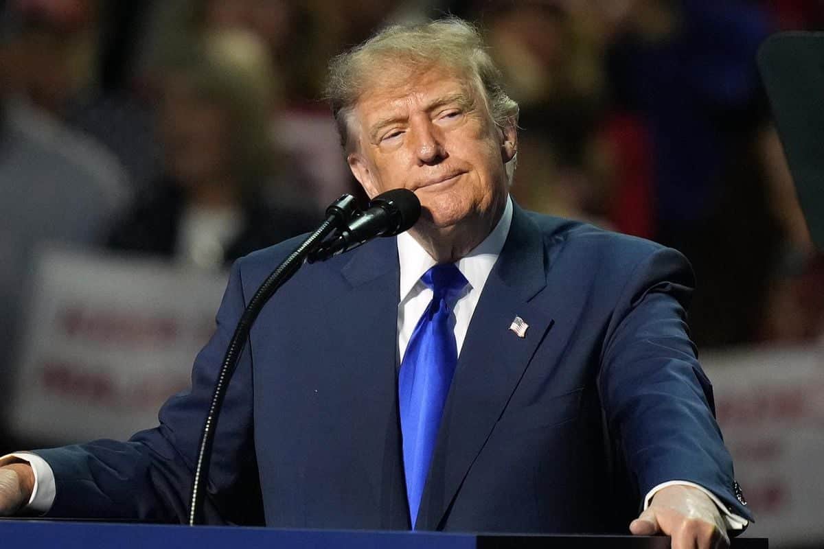Trump seçimi kazanmak için kesenin ağzını açtı! Herkese 5 bin dolar verecek Trump seçimi kazanmak için kesenin ağzını açtı! Herkese 5 bin dolar verecek