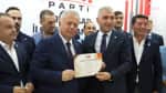Trabzon’da 1 belediye başkanı ve 21 Meclis üyesi YENİ Parti'ye katıldı Trabzon’da 1 belediye başkanı ve 21 Meclis üyesi YENİ Parti'ye katıldı