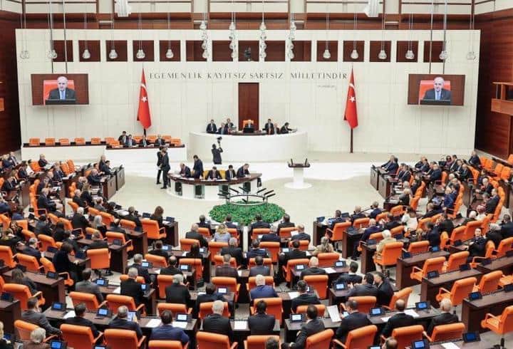 Şehit aileleri ve gazilerin haklarına yönelik düzenleme Genel Kurul'da kabul edildi Şehit aileleri ve gazilerin haklarına yönelik düzenleme Genel Kurul'da kabul edildi