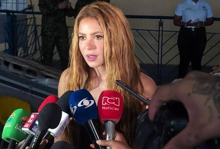Shakira Kolombiya'daki deprem için 1 milyon dolar bağış topladı Shakira Kolombiya'daki deprem için 1 milyon dolar bağış topladı