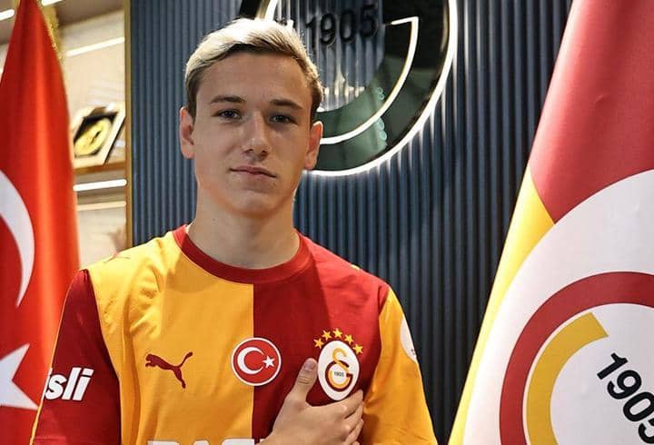 TRANSFER | Aleksei Batrakov, resmen Galatasaray’da TRANSFER | Aleksei Batrakov, resmen Galatasaray’da