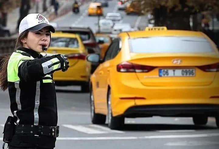İstanbullular dikkat! Bu yollar trafiğe kapatılacak İstanbullular dikkat! Bu yollar trafiğe kapatılacak
