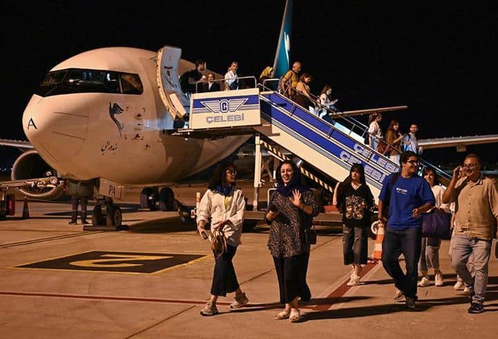 Tahran-Van arasında uçak seferleri başladı: İlk uçuş gerçekleşti Tahran-Van arasında uçak seferleri başladı: İlk uçuş gerçekleşti