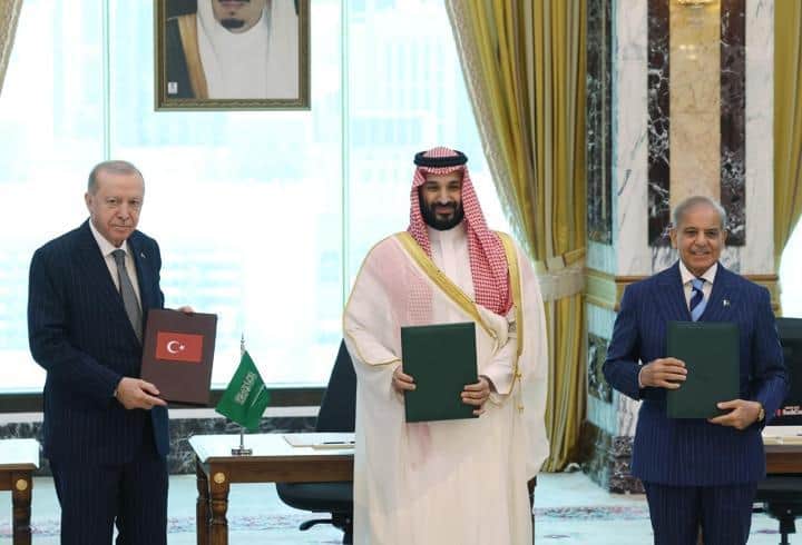 SON DAKİKA! Mekke İttifakı yarın İstanbul'da: 3 ülkenin bakanları ve komutanları toplanıyor SON DAKİKA! Mekke İttifakı yarın İstanbul'da: 3 ülkenin bakanları ve komutanları toplanıyor