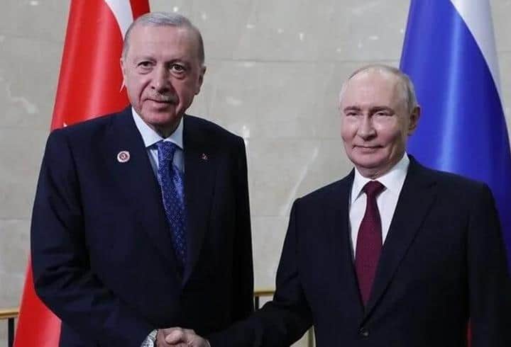 Erdoğan-Putin görüşmesinde kritik başlık: Müzakereler Türkiye'de mi yapılacak? Erdoğan-Putin görüşmesinde kritik başlık: Müzakereler Türkiye'de mi yapılacak?