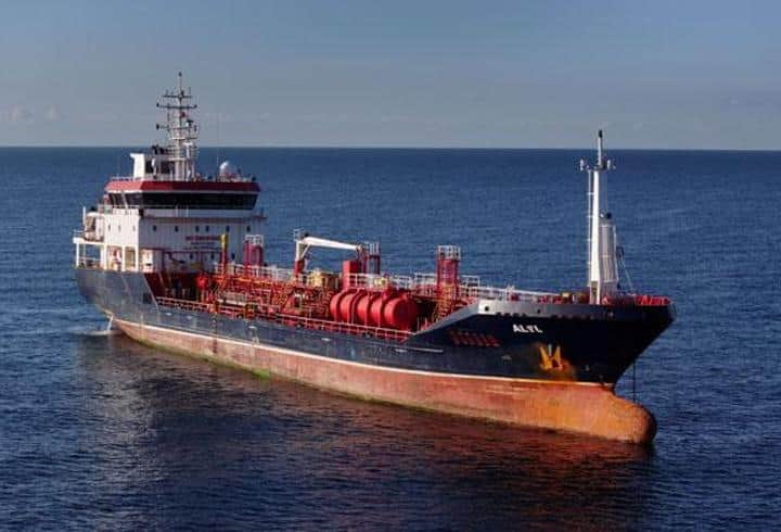 Alsu mürettebatından çarpıcı ifade: Geminin güvertesinde 2-3 kişi vardı Alsu mürettebatından çarpıcı ifade: Geminin güvertesinde 2-3 kişi vardı