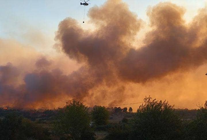Adana Kozan'daki yangın yayılıyor! Havadan ve karadan müdahale Adana Kozan'daki yangın yayılıyor! Havadan ve karadan müdahale