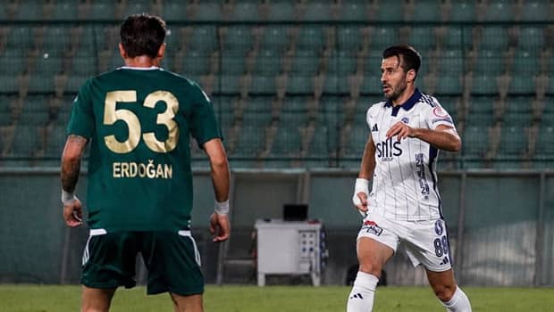 Esenler Erokspor ile Sarıyer yenişemedi! Esenler Erokspor ile Sarıyer yenişemedi!