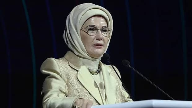 Emine Erdoğan'dan Malazgirt Zaferi paylaşımı Emine Erdoğan'dan Malazgirt Zaferi paylaşımı
