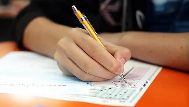 YKS'de dereceye girenlerin tercih haritası açıklandı: Sayısalda tıp ve mühendislik, eşit ağırlıkta hukuk zirvede YKS'de dereceye girenlerin tercih haritası açıklandı: Sayısalda tıp ve mühendislik, eşit ağırlıkta hukuk zirvede