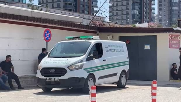 Şanlıurfa'da evde pompalı tüfekle oynayan 10 yaşındaki Muhammed yaşamını yitirdi Şanlıurfa'da evde pompalı tüfekle oynayan 10 yaşındaki Muhammed yaşamını yitirdi