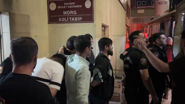 Kayseri'de 'Şirinler' operasyonu! 32 tutuklama Kayseri'de 'Şirinler' operasyonu! 32 tutuklama