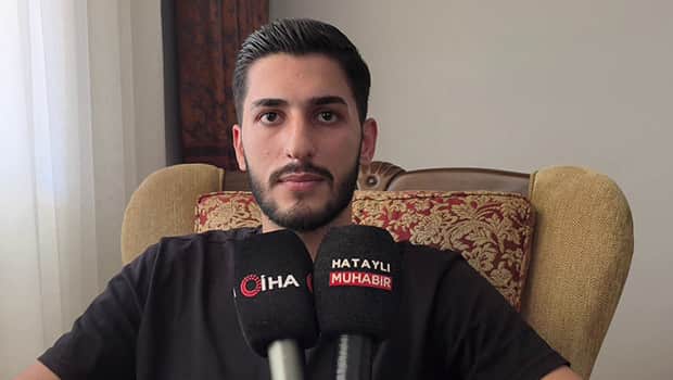 Batan gemideki can pazarını anlattı: Kapılar kapalıydı, bir amcayı 30 dakika elimdeki zincirle tutmaya çalıştım Batan gemideki can pazarını anlattı: Kapılar kapalıydı, bir amcayı 30 dakika elimdeki zincirle tutmaya çalıştım