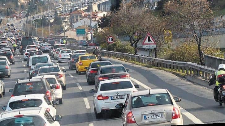 Köprü ve otoyollarda işletme hakkı devrediliyor! 30 yıllığına özelleştirme Köprü ve otoyollarda işletme hakkı devrediliyor! 30 yıllığına özelleştirme