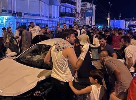 Kırmızı ışık ihlali faciaya neden oldu : 1’i ağır 5 yaralı Kırmızı ışık ihlali faciaya neden oldu : 1’i ağır 5 yaralı