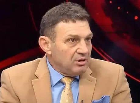 Son dakika... Emekli Tuğamiral Türker Ertürk tutuklandı Son dakika... Emekli Tuğamiral Türker Ertürk tutuklandı