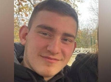 Kastamonu'da epilepsi nöbeti geçiren genç, merdivenden düşerek öldü Kastamonu'da epilepsi nöbeti geçiren genç, merdivenden düşerek öldü