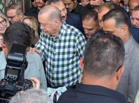 Cumhurbaşkanı Erdoğan, Marmaris’te vatandaşlarla bir araya geldi Cumhurbaşkanı Erdoğan, Marmaris’te vatandaşlarla bir araya geldi