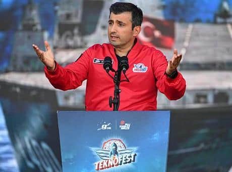 Selçuk Bayraktar CNN Türk'te! TEKNOFEST kendi rekorunu kırdı... 340 binin üzerinde ziyaretçi Selçuk Bayraktar CNN Türk'te! TEKNOFEST kendi rekorunu kırdı... 340 binin üzerinde ziyaretçi
