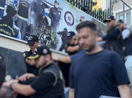 İstanbul'da sahte ilanla kapora dolandırıcılığı: 13 şüpheli adliyede İstanbul'da sahte ilanla kapora dolandırıcılığı: 13 şüpheli adliyede