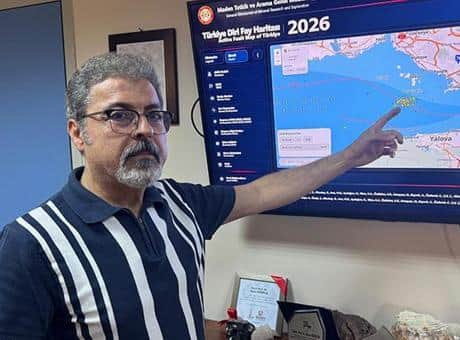 2 günde 185 deprem! Marmara'daki hareketliliğin nedeni ortaya çıktı 2 günde 185 deprem! Marmara'daki hareketliliğin nedeni ortaya çıktı