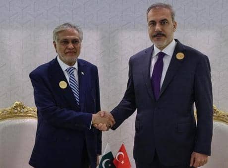 Dışişleri Bakanı Hakan Fidan, Pakistanlı mevkidaşı ile bir araya geldi Dışişleri Bakanı Hakan Fidan, Pakistanlı mevkidaşı ile bir araya geldi