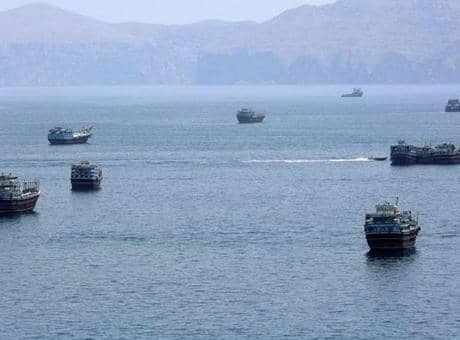 ABD Ordusu Larak Adası’nda İran füze rampalarını vurdu ABD Ordusu Larak Adası’nda İran füze rampalarını vurdu