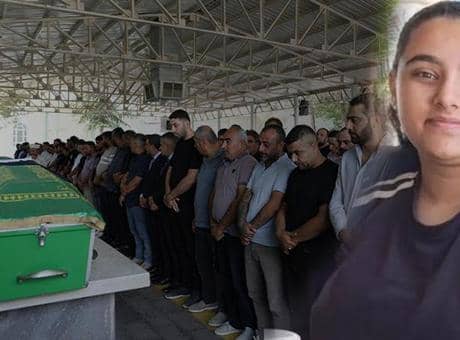 Girne gemi faciası! Yaşamını yitiren Nisa toprağa verildi: Babası aranıyor Girne gemi faciası! Yaşamını yitiren Nisa toprağa verildi: Babası aranıyor