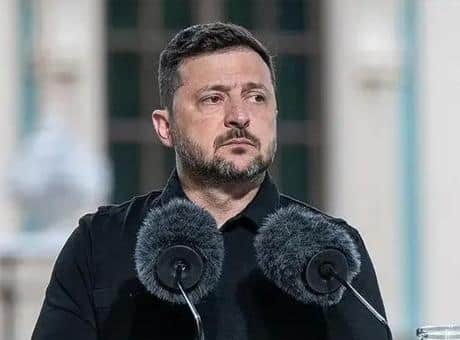 Zelenskiy’nin uçağı İHA saldırısından kıl payı kurtuldu Zelenskiy’nin uçağı İHA saldırısından kıl payı kurtuldu