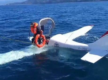 Rize’de denize acil iniş yapan özel uçaktaki 2 kişi hakkında yeni gelişme Rize’de denize acil iniş yapan özel uçaktaki 2 kişi hakkında yeni gelişme