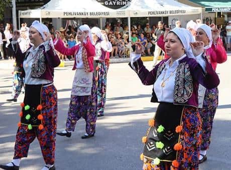 Trakya'nın 116 yıllık geleneği 'Pavli Panayırı' başladı Trakya'nın 116 yıllık geleneği 'Pavli Panayırı' başladı