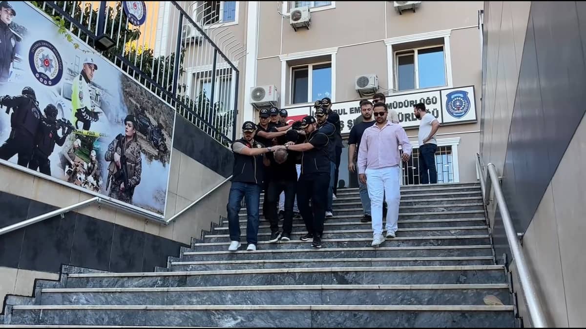 18 ilde "Nitelikli Dolandırıcılık" operasyonu. 153 kişi tutuklandı 18 ilde "Nitelikli Dolandırıcılık" operasyonu. 153 kişi tutuklandı