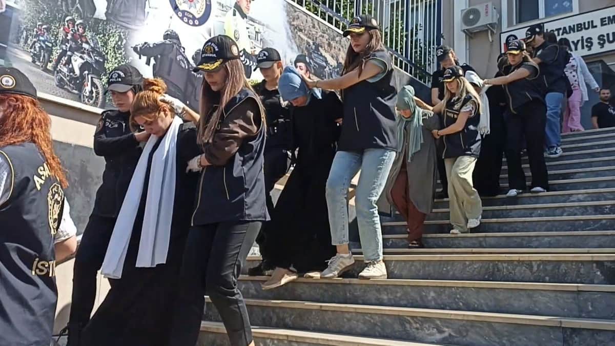 İstanbul'da yankesicilik örgütüne operasyon İstanbul'da yankesicilik örgütüne operasyon
