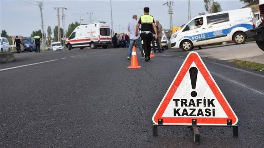 Tankerin çarptığı otomobildeki çift hayatını kaybetti Tankerin çarptığı otomobildeki çift hayatını kaybetti