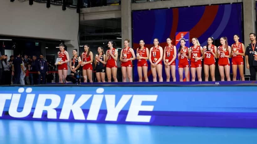 20 saniye önce Yaktınız bizi kızlar: Milli takım gönüllerin şampiyonu! 20 saniye önce Yaktınız bizi kızlar: Milli takım gönüllerin şampiyonu!